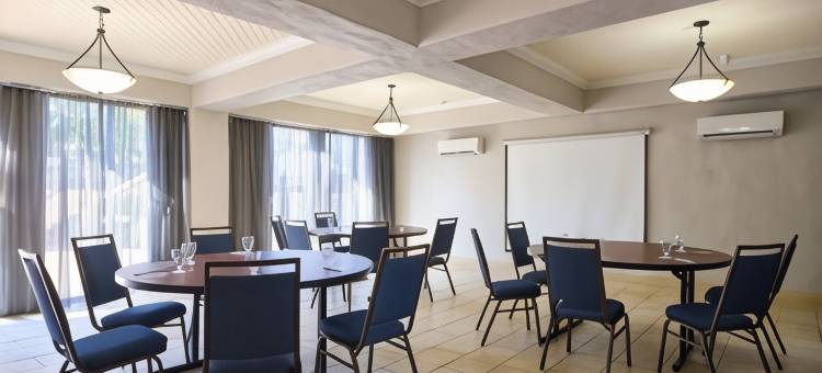 圣迭戈老城区万枫酒店(Fairfield Inn & Suites San Diego Old Town)图片