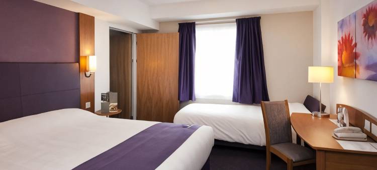 伦敦盖特威克机场 - 皇家庄园普瑞米尔酒店(Premier Inn London Gatwick Airport (Manor Royal))图片