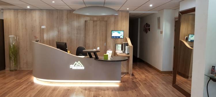 三大山酒店，格勒诺布尔南克莱(Hôtel des Trois Massifs, Grenoble Sud Claix)图片