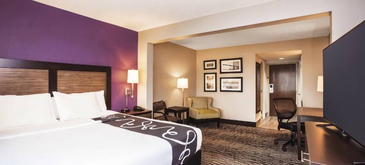 克利尔沃特南舒适套房酒店(Comfort Inn & Suites Clearwater South)图片