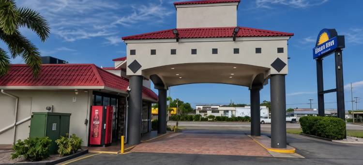 迈尔斯堡戴斯酒店(Days Inn by Wyndham Fort Myers)图片