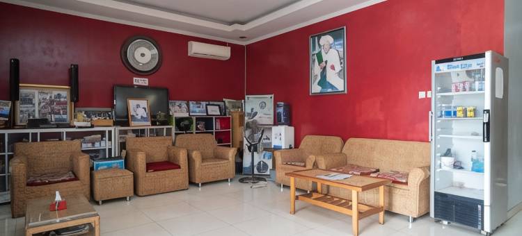 RedDoorz Syariah Near Tugu Dodol Kandangan图片