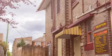 卡通巴山莊酒店