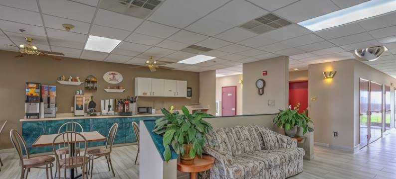 滑铁卢速8酒店(Super 8 by Wyndham Waterloo)图片