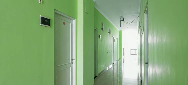 红多兹酒店近日惹穆罕默迪耶大学(RedDoorz Near Universitas Muhammadiyah Yogyakarta)图片