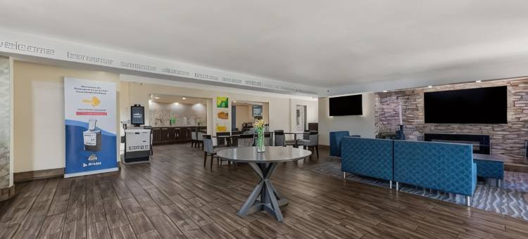 品质酒店及套房-机场(Quality Inn & Suites Airport)图片