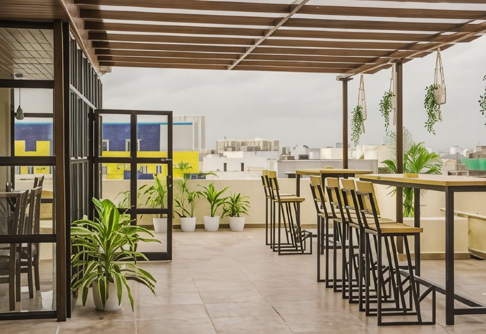 Radhe Suites Hotel Overview