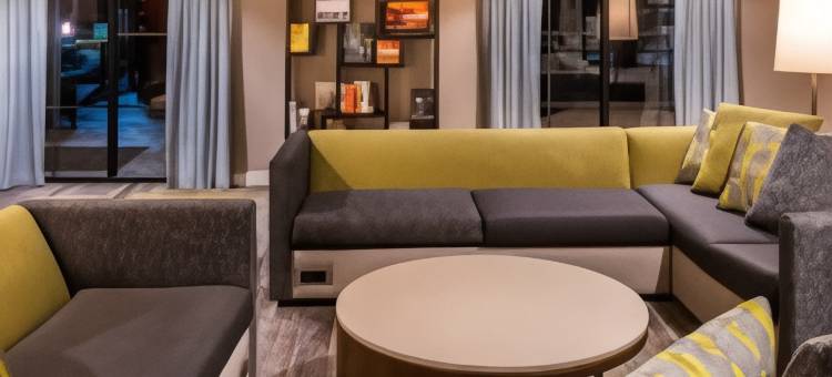 圣路易斯奥比斯保万怡酒店(Courtyard San Luis Obispo)图片