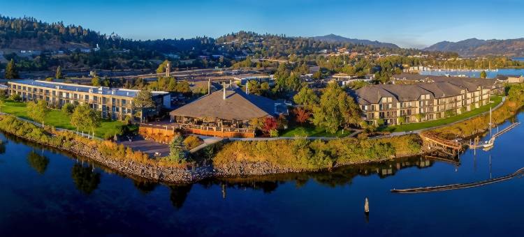 胡德里弗贝斯特韦斯特优质酒店(Best Western Plus Hood River Inn)图片