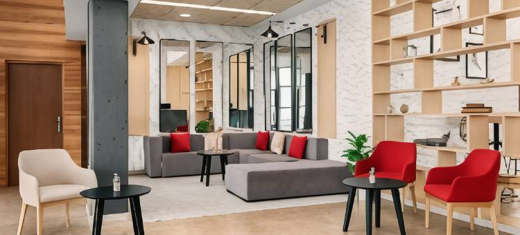 马德里赫塔费华美达温德姆酒店(Ramada by Wyndham Madrid Getafe)图片