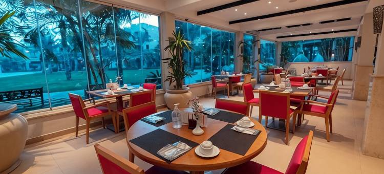 瑞士金字塔海湾酒店(Swiss Inn Pyramids Golf Resort)图片