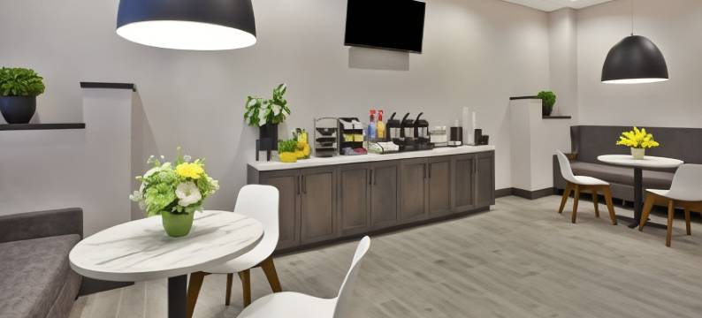 北匹兹堡蔓越莓贝斯特韦斯特优质酒店(Best Western Plus Cranberry-Pittsburgh North)图片