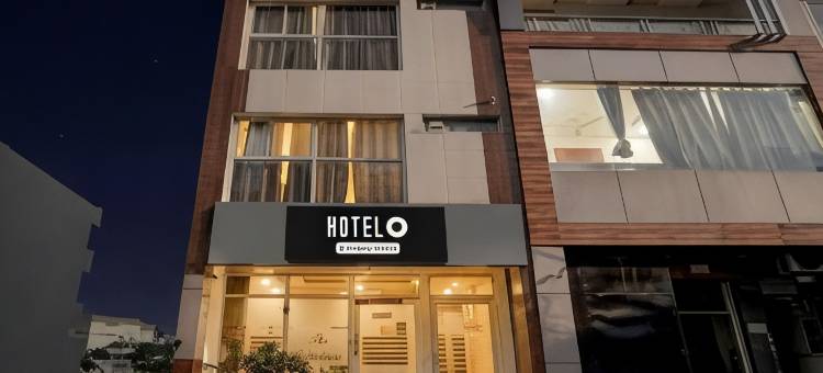 齐拉克普尔City Court综合体超级O OYO酒店(原名The Platinum)(Super Hotel O by OYO Zirakpur City Court Complex Formerly the Platinum)图片