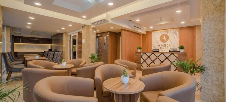 胡鲁马累琥珀海滩酒店(Amber Beach Hotel)图片