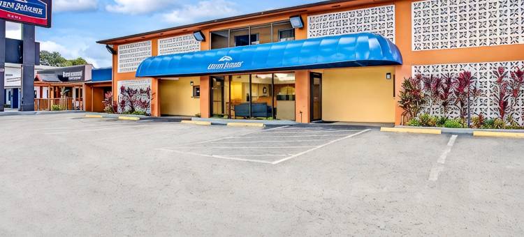 默夫里斯伯勒温德姆华美达酒店(Ramada by Wyndham Murfreesboro)图片