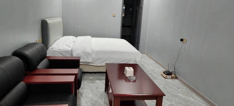 乌拉特后旗潮格温都尔镇老铁商务宾馆图片