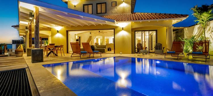 Luxury Villa Overlooking the Laguna Marina图片