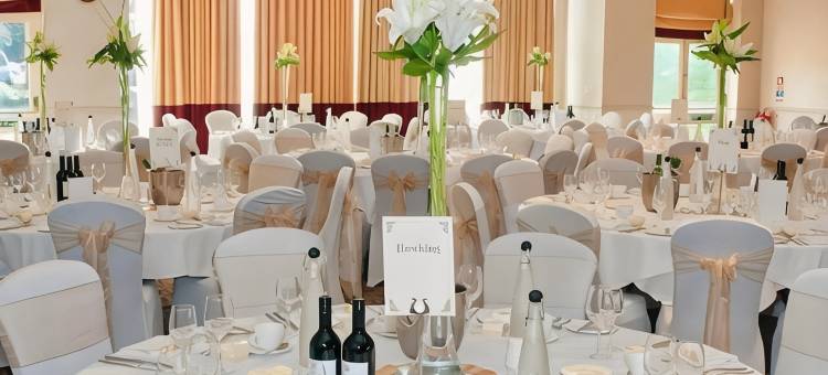 麦克唐纳波特利公园水疗酒店(Macdonald Botley Park Hotel and Spa)图片