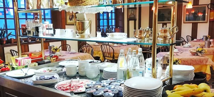 飞奥罗尼酒店(Hotel Fioroni)图片