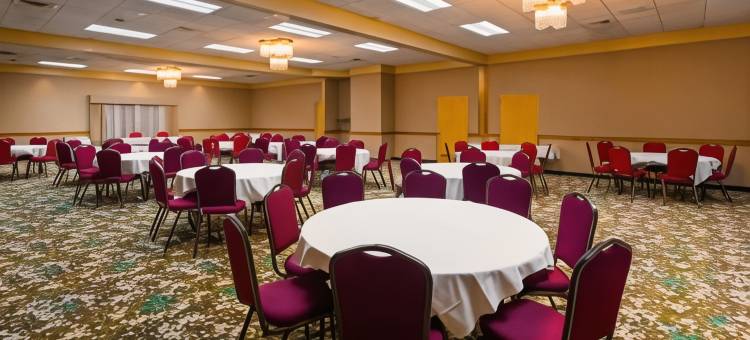 伍德赫文贝斯特韦斯特酒店(Best Western Woodhaven Inn)图片