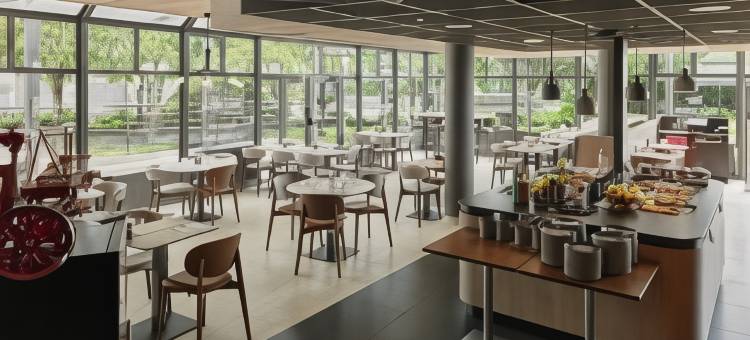阿让特伊康铂酒店(Campanile Prime - Argenteuil)图片