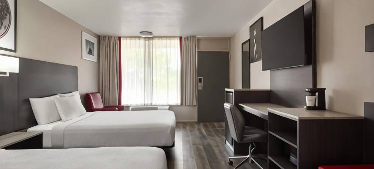 可可华美达酒店(Ramada by Wyndham Cocoa)图片