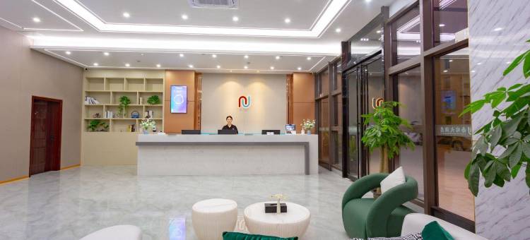 南站大酒店(凭祥火车站店)图片