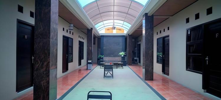 OYO 2630 维斯马法赫扎伊斯兰旅馆(RedDoorz Syariah Near Unila)图片