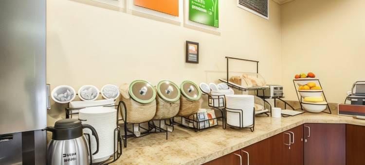 麦克明维尔酒乡舒适套房酒店(Comfort Inn & Suites McMinnville Wine Country)图片