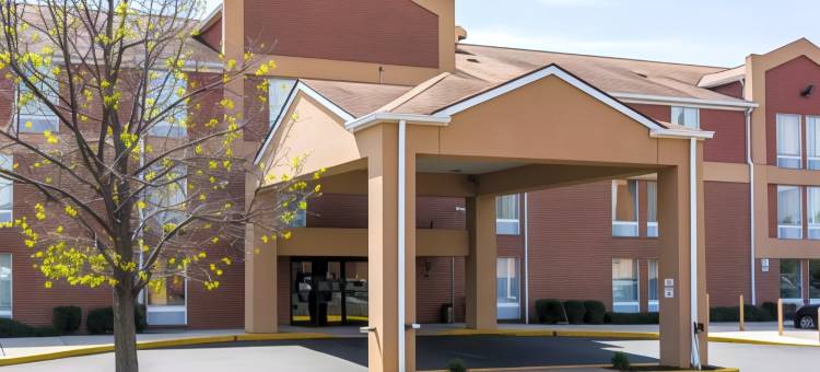 安德鲁斯联合基地舒适酒店(Comfort Inn at Joint Base Andrews)图片