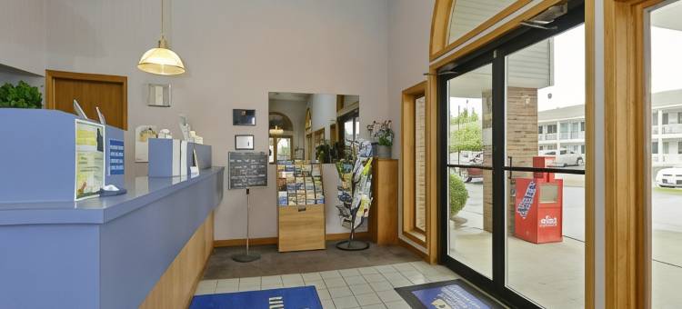 圣伊格纳斯美洲最佳价值酒店(Americas Best Value Inn- St. Ignace)图片