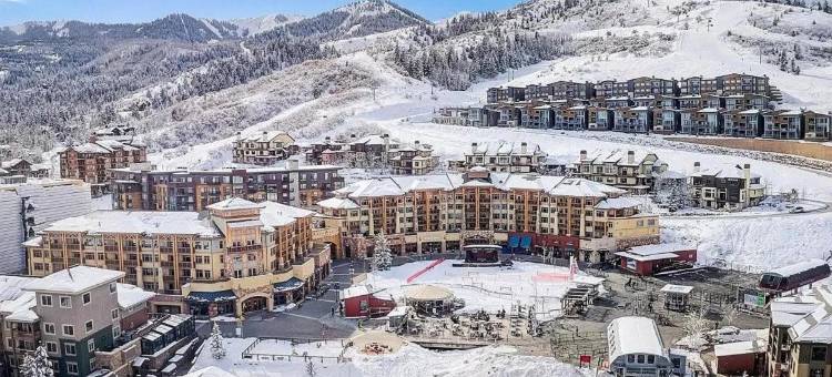 您自己的阳台，带全套厨房设施的峡谷村公寓 - RedAwning(Your Own Balcony, Full Kitchen in Canyons Village)图片