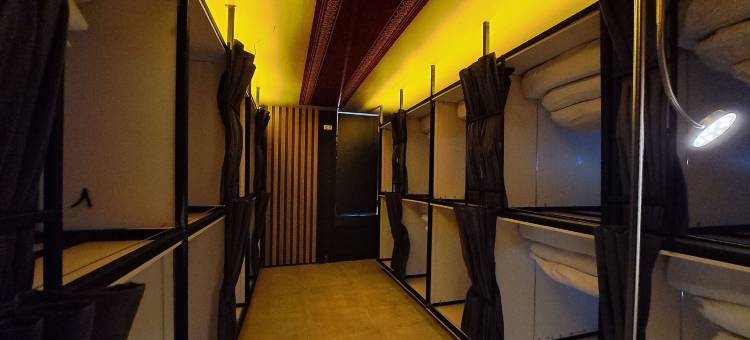 卡尔维旅舍(Karvi Hostel & Suites)图片