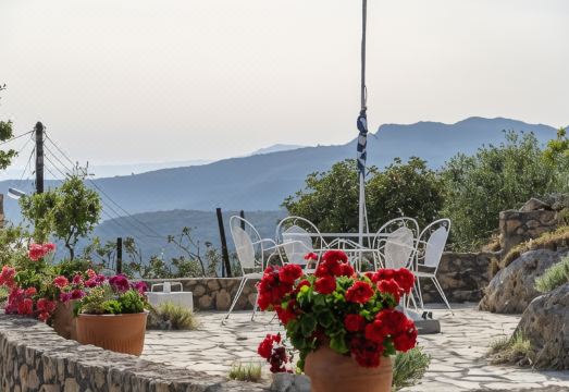 Trisilio Hotel Overview