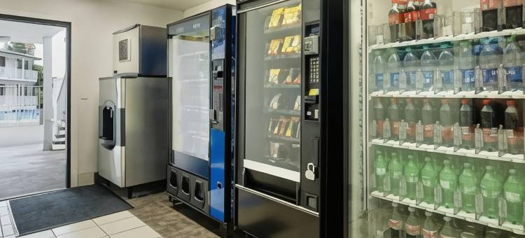 卡马里奥6号汽车旅馆(Motel 6 Camarillo, CA)图片