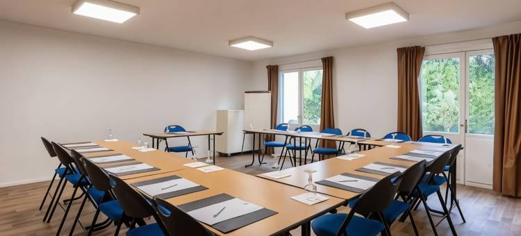 普莱西尔Sure Hotel by Best Western(贝斯特韦斯特酒店集团)(Sure Hotel by Best Western Plaisir)图片