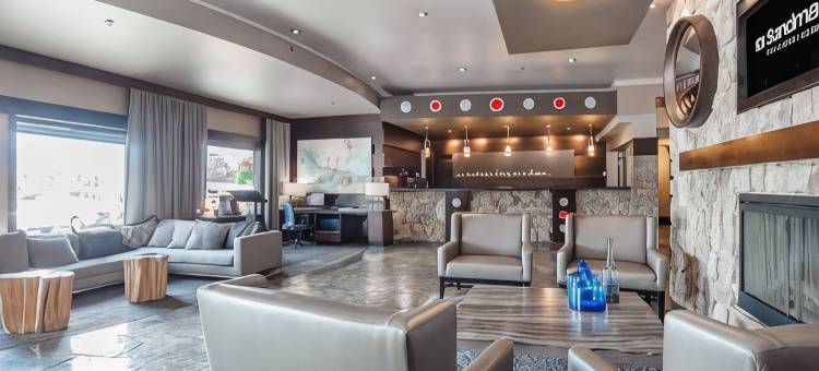 基洛纳桑德曼套房酒店(Sandman Hotel & Suites Kelowna)图片