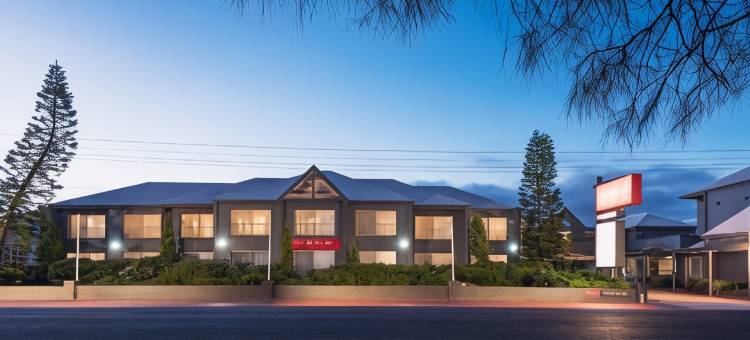 贝尔维尤市湖泊酒店(Bellevue on the Lakes)图片