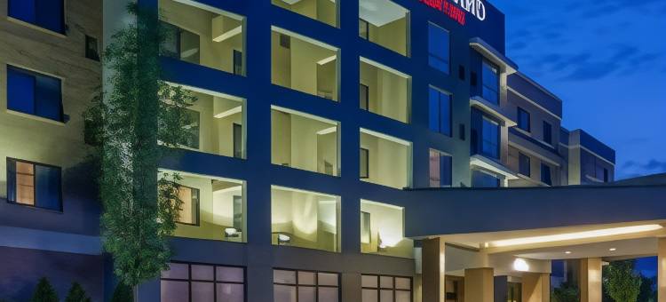 匹兹堡北/蔓越莓乡伍德万怡酒店(Courtyard Pittsburgh North/Cranberry Woods)图片