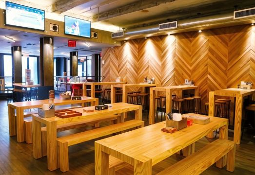 Pod 51 Hotel Overview