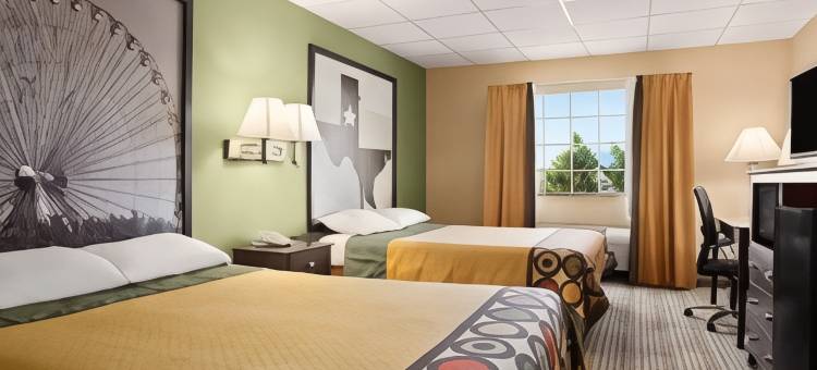 盖恩斯维尔速8酒店(Super 8 by Wyndham Gainesville TX)图片