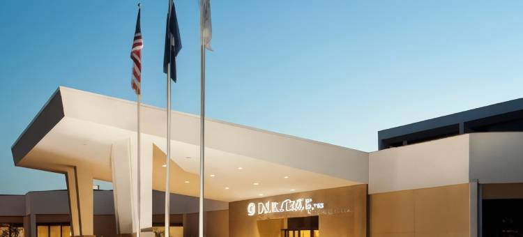 辛辛那提机场希尔顿逸林酒店(DoubleTree by Hilton Hotel Cincinnati Airport)图片