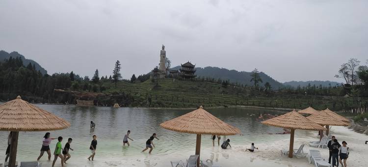 邛崃忆南居山庄图片