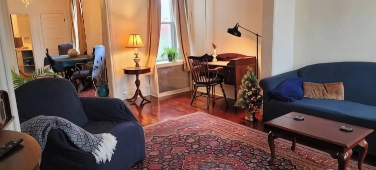 Historic Townhouse w/Antiques & Riverview图片