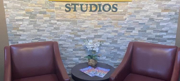 红顶之家城市工作室普拉特维尔(HomeTowne Studios Prattville)图片