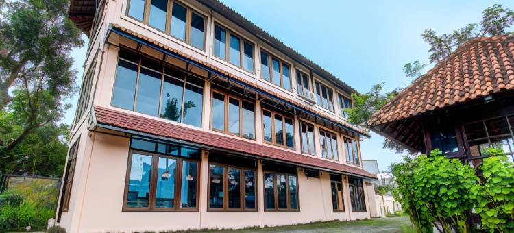 Hotel O Wisma Flamboyan NearTaman Makam Pahlawan图片