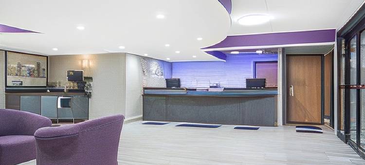 布卢明顿-机场速8酒店(Super 8 by Wyndham Bloomington/Airport)图片