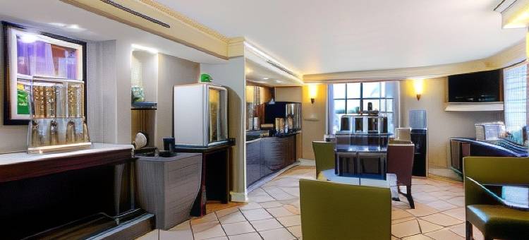 尚佩恩拉昆塔温德姆酒店(La Quinta Inn by Wyndham Champaign)图片