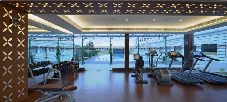 纳文湖畔酒店(Hotel Naveen Lakeside)图片
