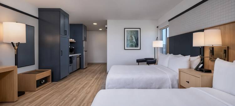 丹尼森酒店(Denizen Hotel)图片